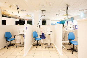 Three diagnostic hub cubicles