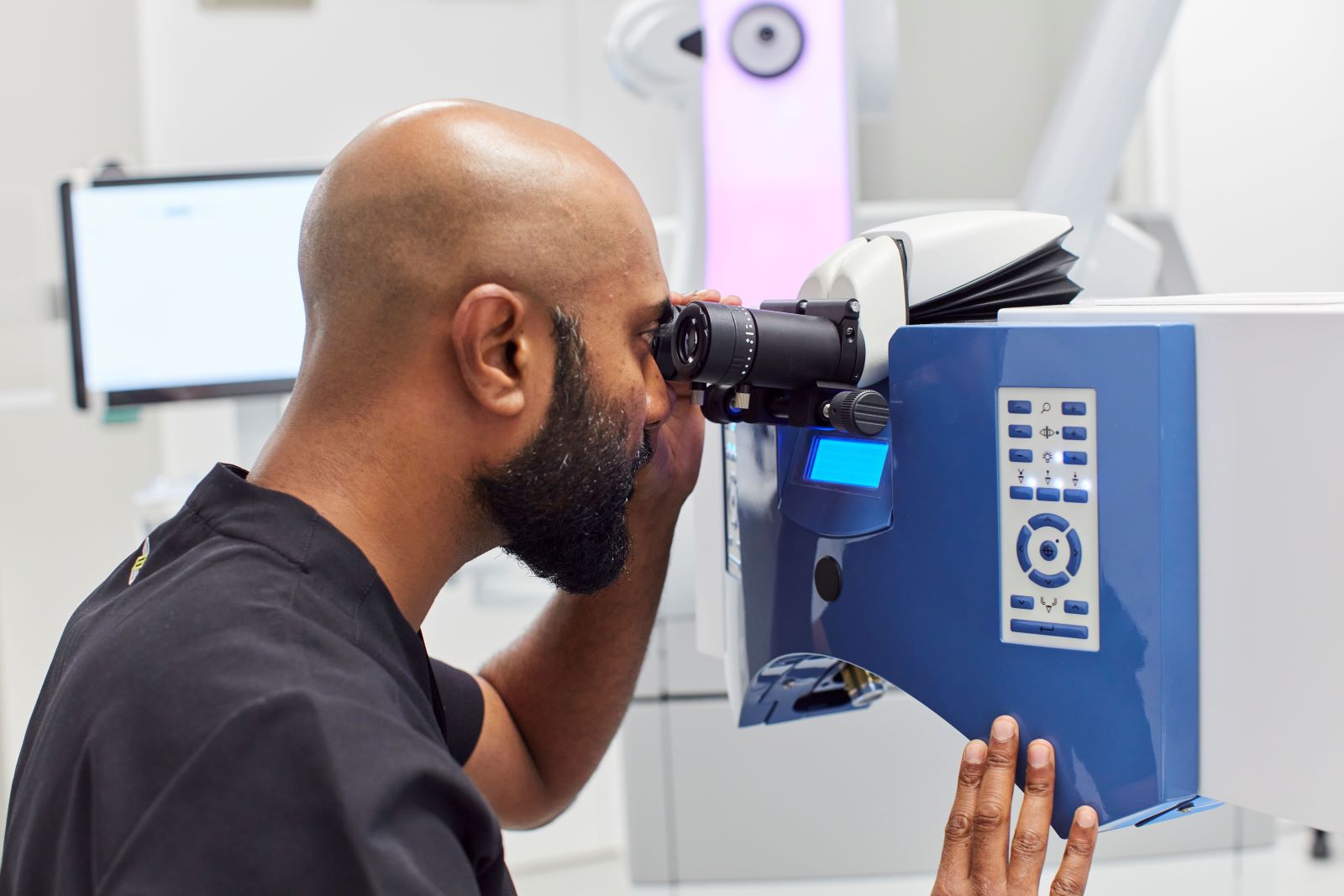 Technology Genium Moorfieldsprivate 0800